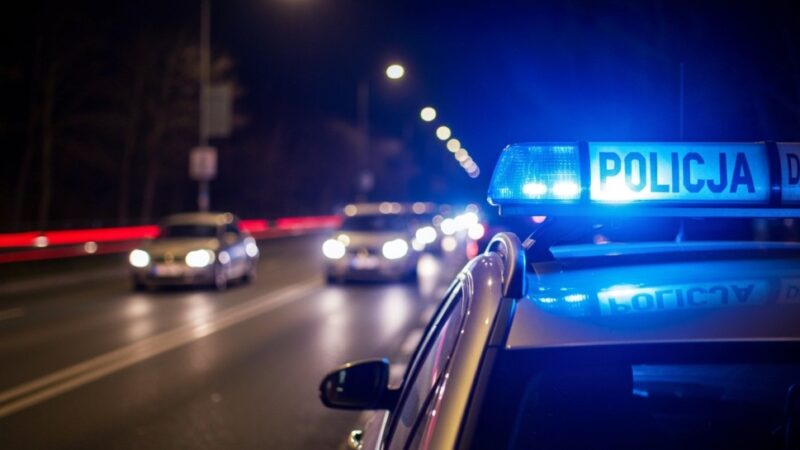 Policjant w czasie wolnym uratował życie, zatrzymując pijanego kierowcę
