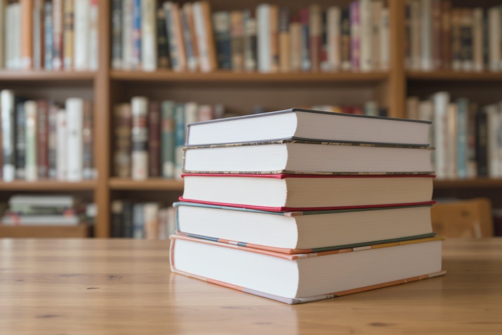 Tanya Valko i Igor Kaczmarczyk: zanurz się w tajemnice arabskiego świata podczas spotkania autorskiego