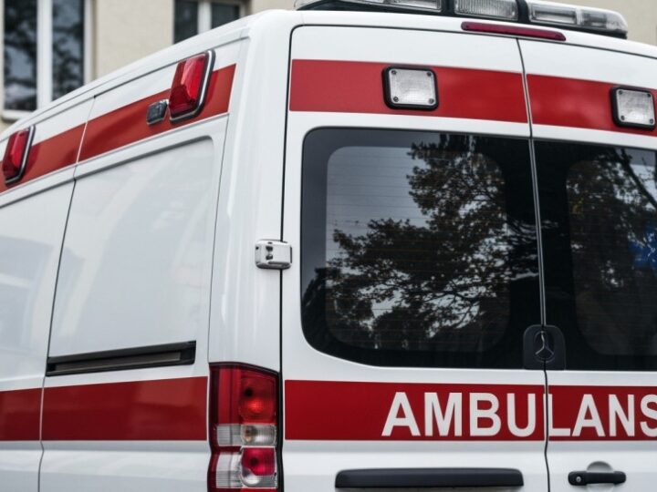 Grzepnica zyskała defibrylator – nowa era bezpieczeństwa dla mieszkańców