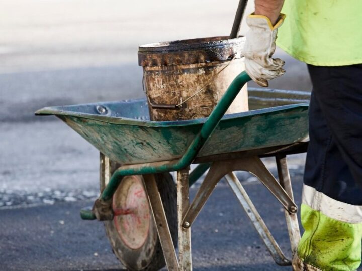 Powiatu Polickiego inwestycje na 2026 rok: 32 mln zł na drogi i bezpieczeństwo infrastruktury