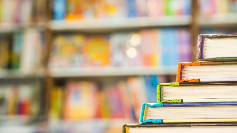 Emocje i kontrowersje w Dyskusyjnym Klubie Książki: debata o „To nie może być prawda