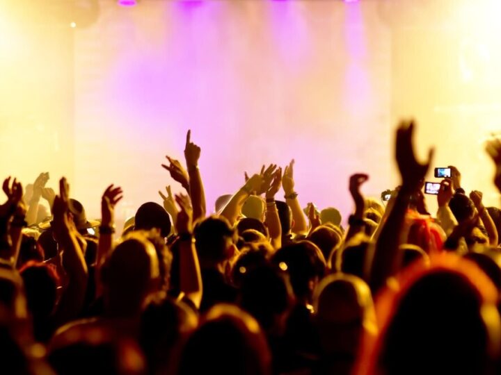 Poezja i miłość: wieczór z Anną Talik w Bezrzeczu