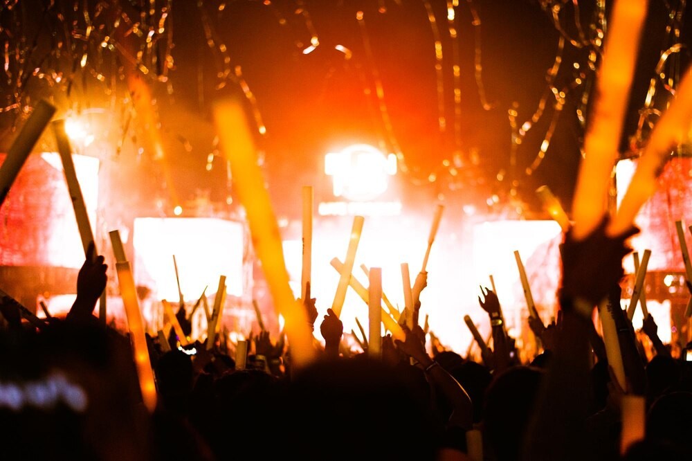 Kabaret Nowaki znów w Policach z nowym programem!