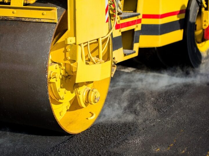 Nowe miliony na modernizację dróg w Powiecie Polickim