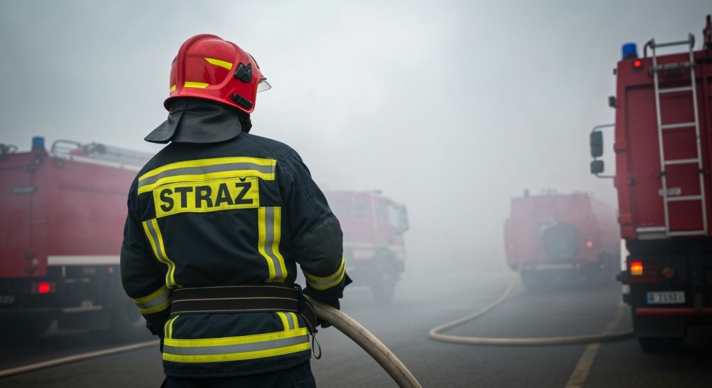 Pożar garażu w Rzędzinach opanowany dzięki sprawnej akcji strażaków!