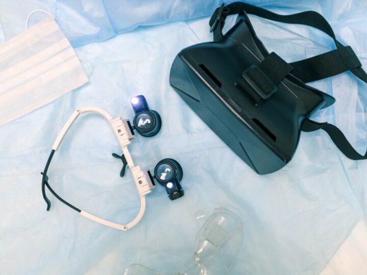 13 umów na wsparcie zdrowia i seniorów w Policach