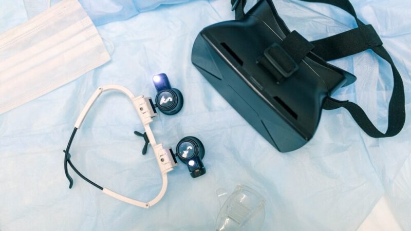 13 umów na wsparcie zdrowia i seniorów w Policach