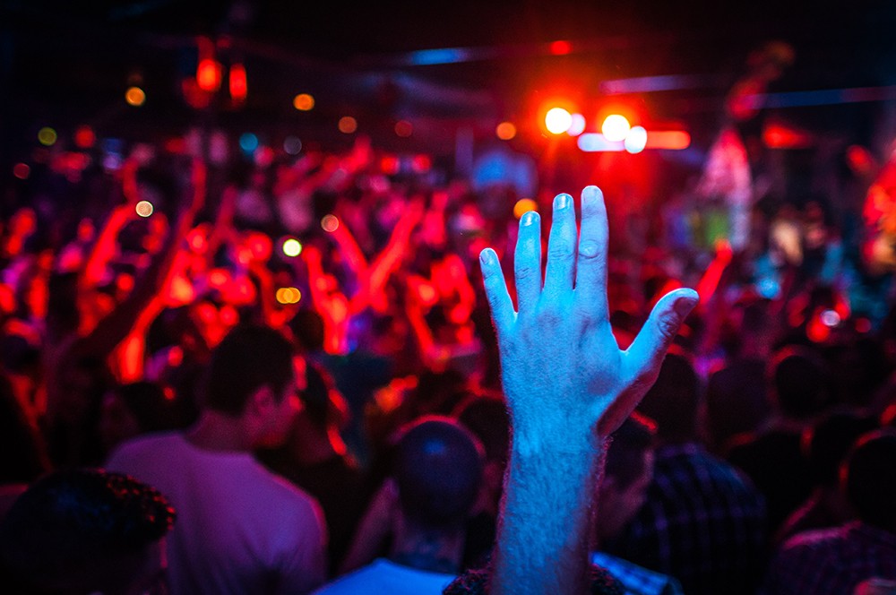 Zanurz się w magiczny świat poezji: „Popołudnie z poezją” już wkrótce!