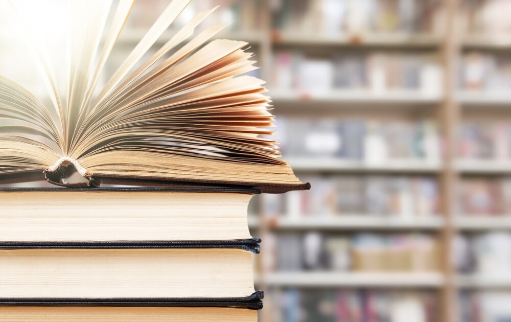 Literackie wakacje: odkryj niezwykłe podróże w Filii Novej