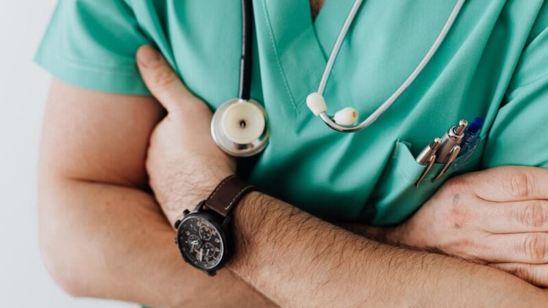 Bezpłatne badania osteoporozy w Gminie Dobra – zadbaj o swoje kości!
